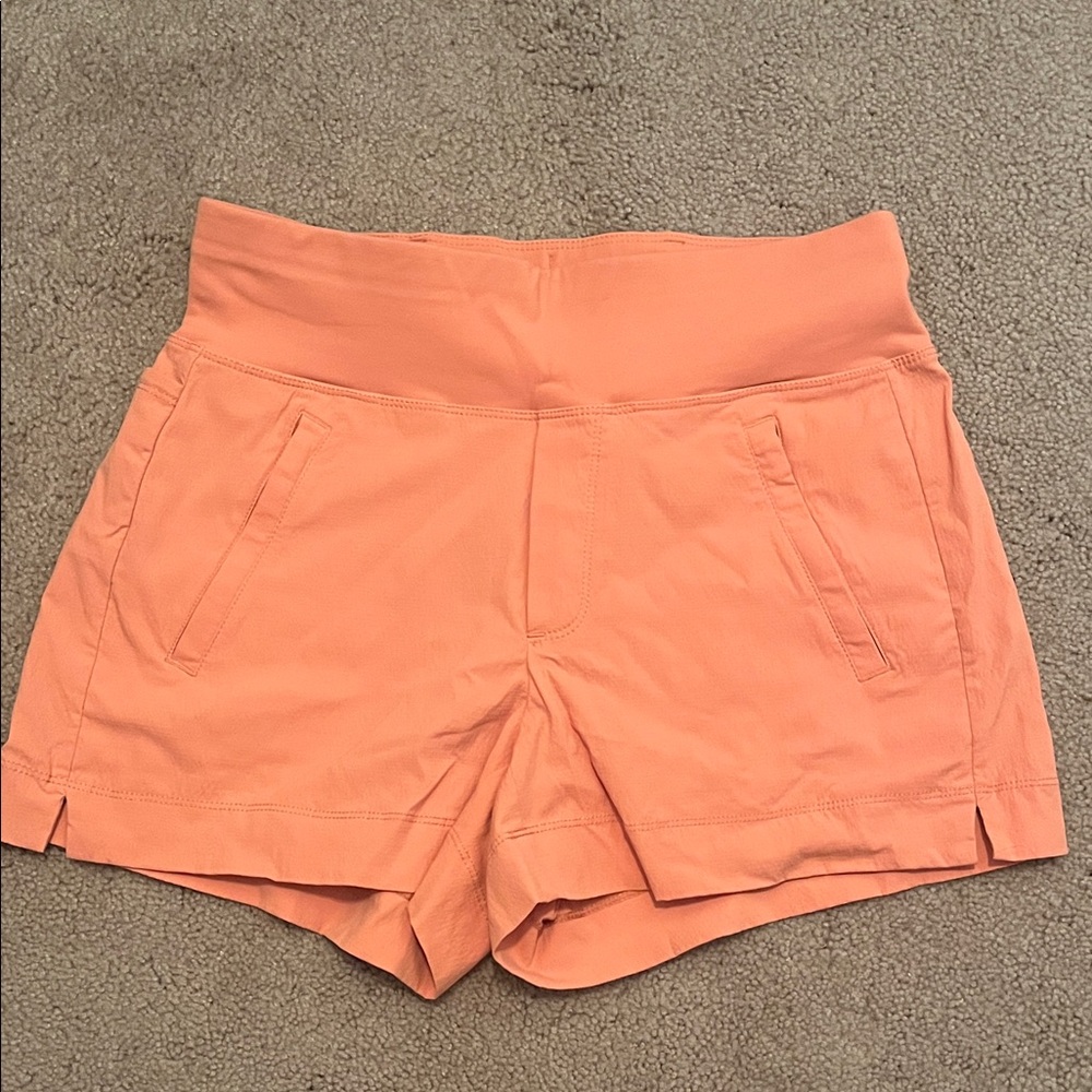 Athleta High Waist Trekkie North Short in Orange/Peach